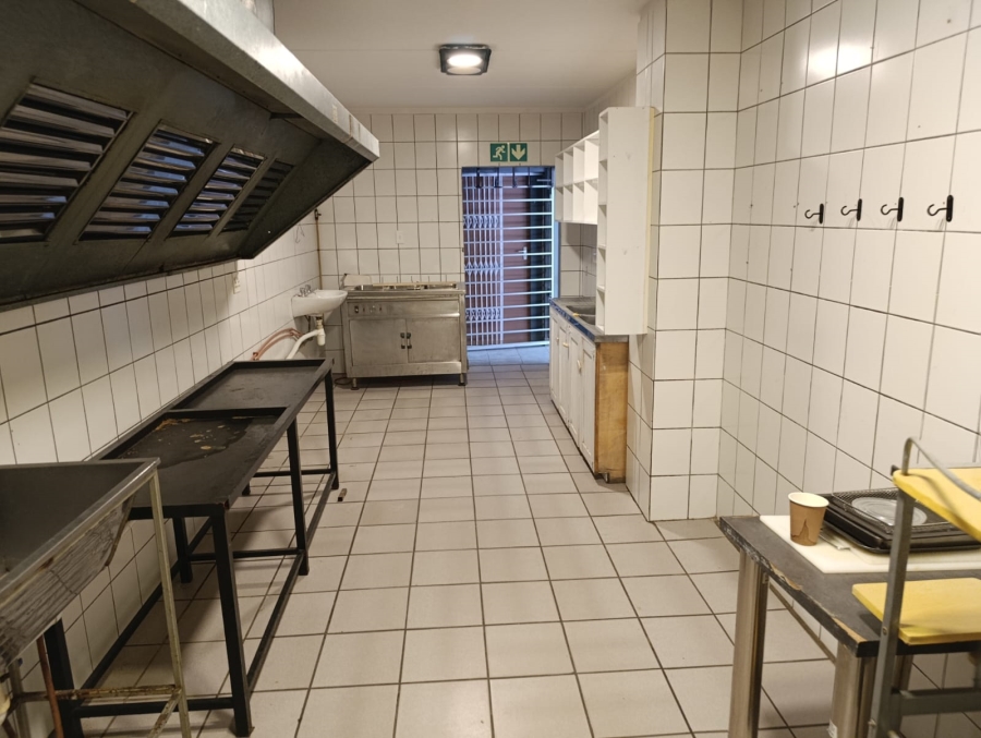 To Let Commercial Property for Rent in Fisherhaven Western Cape